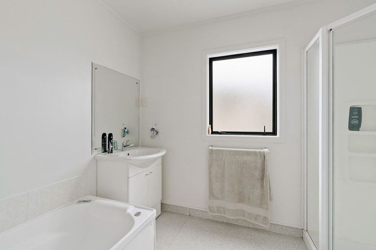 Photo of property in 8a Mckellar Court, Cromwell, 9310