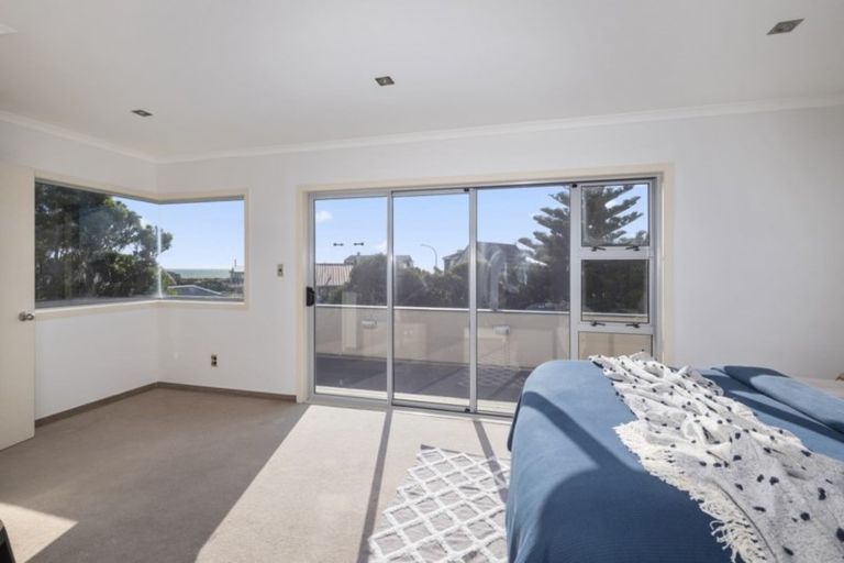Photo of property in 9a Karaka Street, Otaki Beach, Otaki, 5512