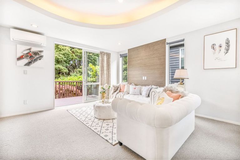 Photo of property in 7 Lucca Crescent, Flat Bush, Auckland, 2019