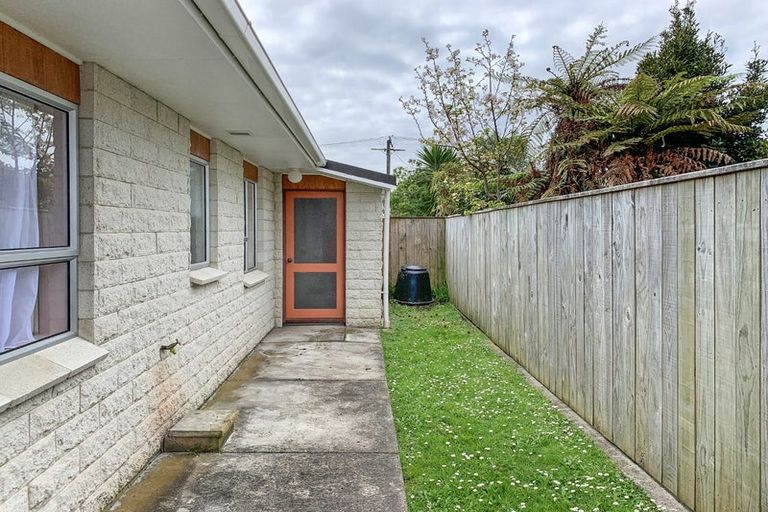 Photo of property in 3 Tasman Street, Levin, 5510