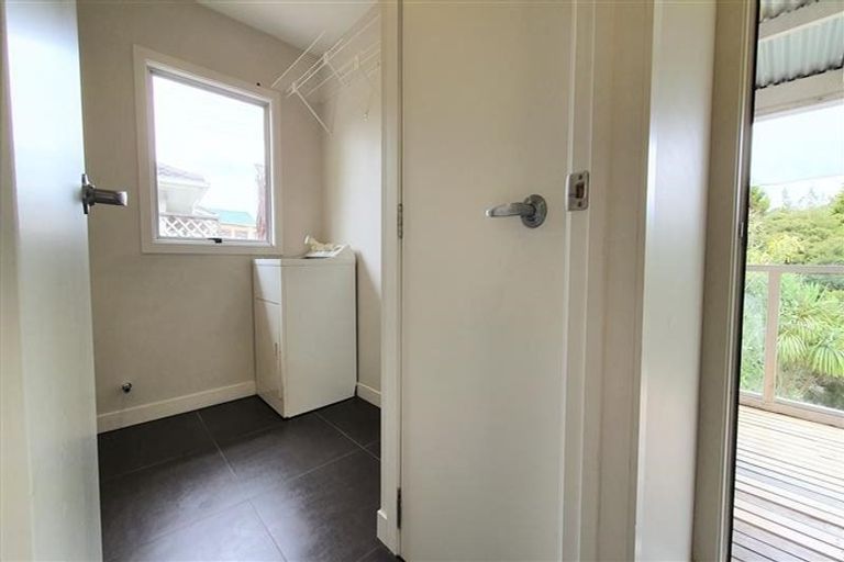 Photo of property in 45 Lynn Road, Bayview, Auckland, 0629