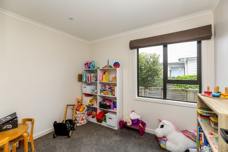 Photo of property in 15 Tainui Street, Welbourn, New Plymouth, 4312