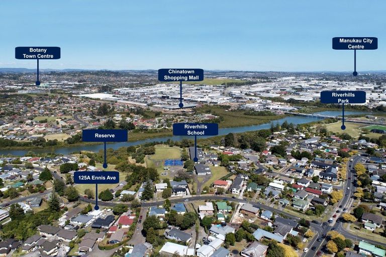 Photo of property in 125a Ennis Avenue, Pakuranga Heights, Auckland, 2010