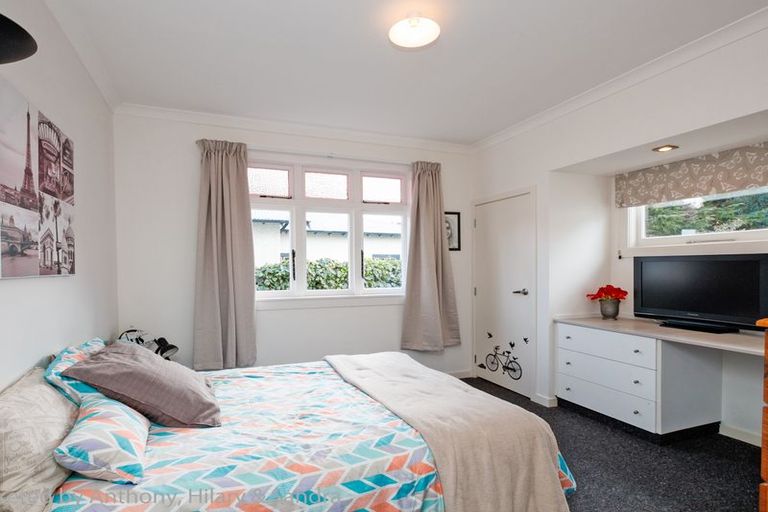 Photo of property in 39 Wood Street, Takaro, Palmerston North, 4410
