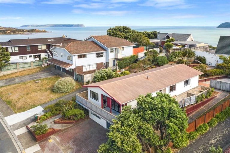 Photo of property in 129 Pope Street, Camborne, Porirua, 5026