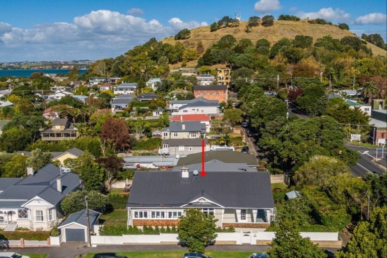 Photo of property in 39 Allenby Avenue, Devonport, Auckland, 0624