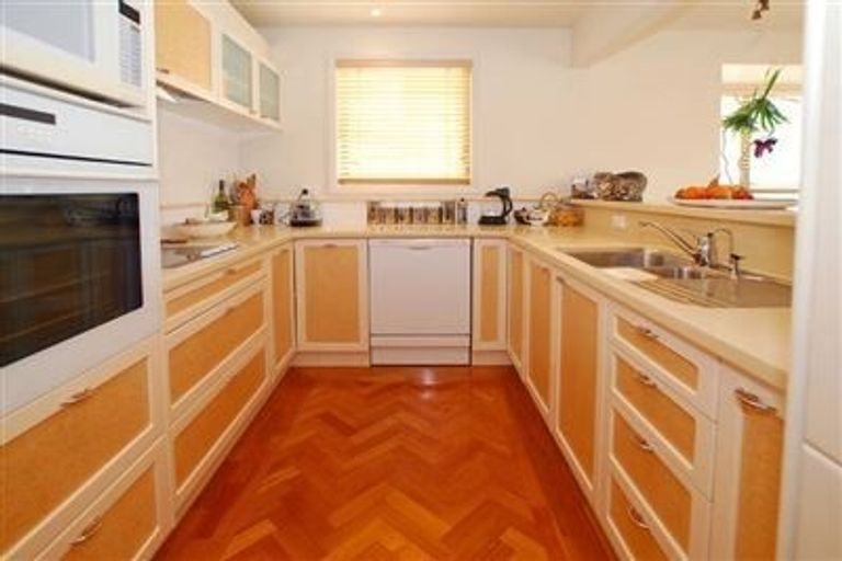 Photo of property in 72 Harbour Village Drive, Gulf Harbour, Whangaparaoa, 0930