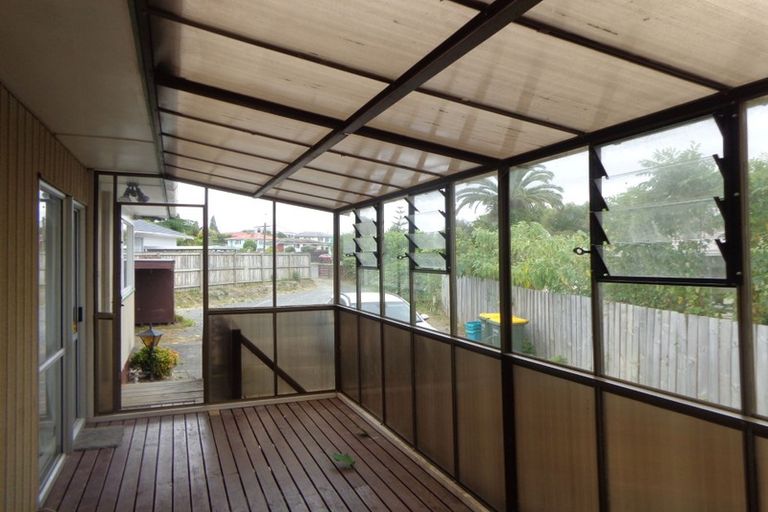 Photo of property in 29 Mawney Road, Henderson, Auckland, 0610