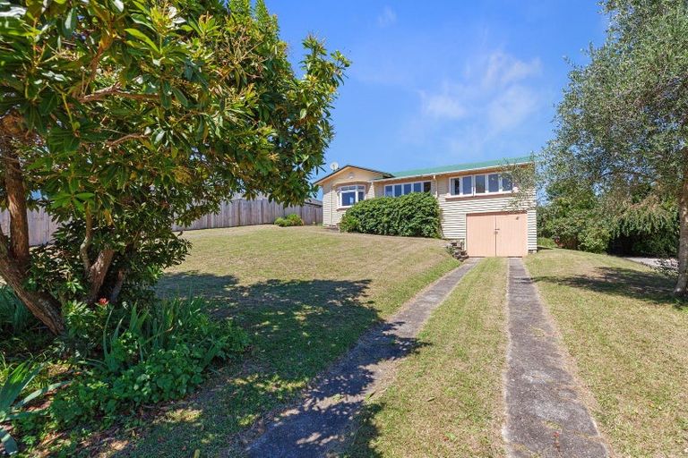 Photo of property in 24 Glen Terrace, Te Puke, 3119