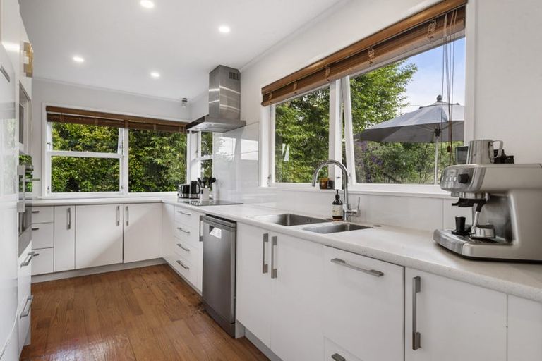 Photo of property in 1/155 Verbena Road, Birkdale, Auckland, 0626