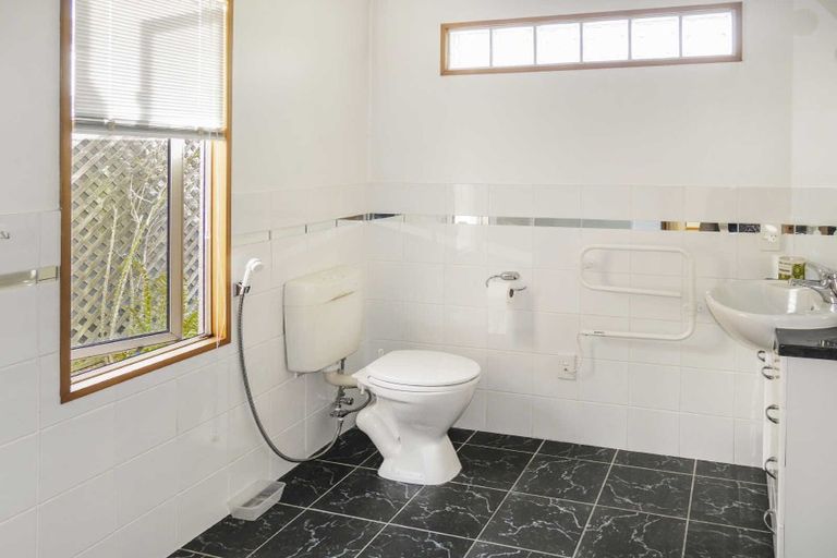 Photo of property in 257 Maidstone Road, Avonhead, Christchurch, 8042