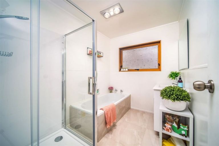 Photo of property in 1/35 Central Avenue, Papatoetoe, Auckland, 2025