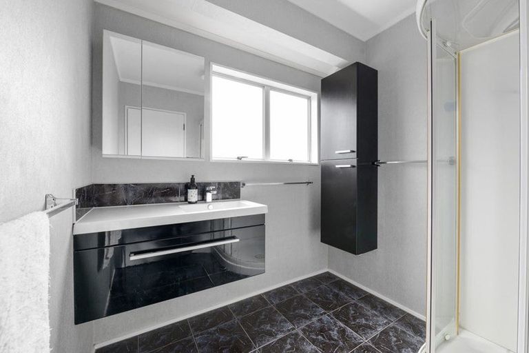 Photo of property in 113a Avalon Drive, Nawton, Hamilton, 3200