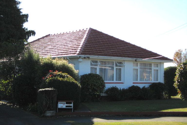 Photo of property in 22 Kinnaird Place, Hillmorton, Christchurch, 8025