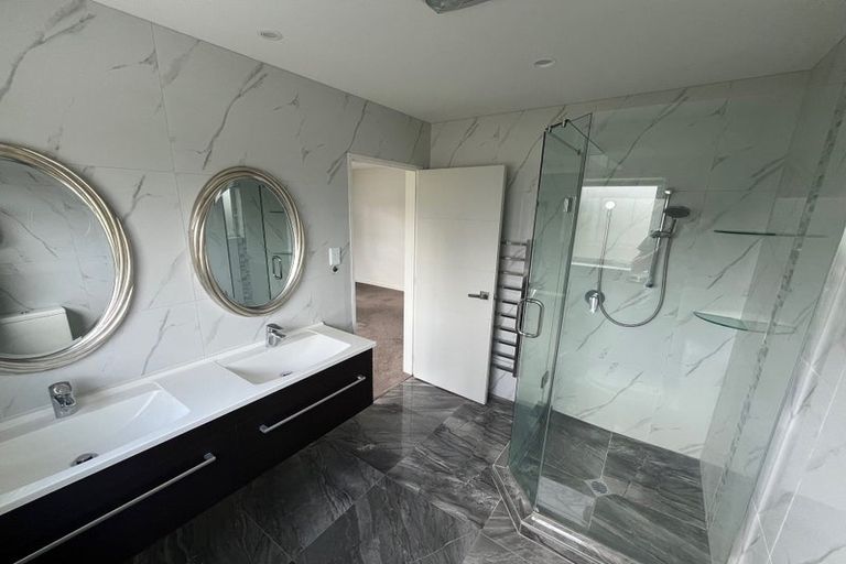 Photo of property in 12 Marae Road, Greenhithe, Auckland, 0632