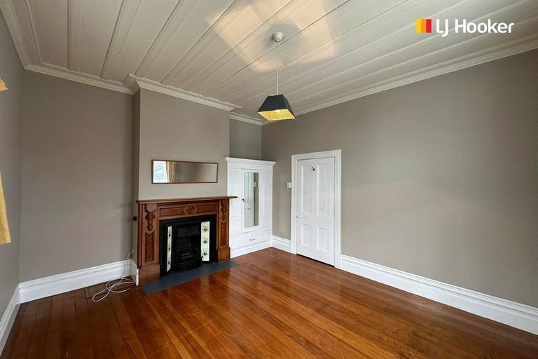 Photo of property in 255 Oxford Street, South Dunedin, Dunedin, 9012