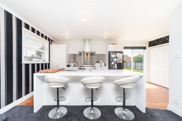 Photo of property in 9 Richmond Avenue, Takaro, Palmerston North, 4410