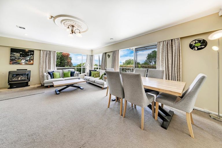 Photo of property in 92 Awanui Rise, Papakura, 2582