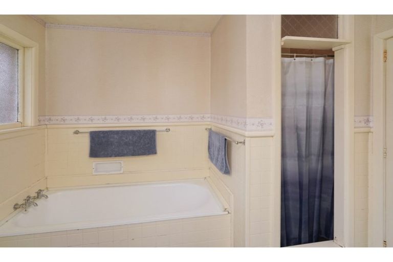 Photo of property in 130 Mooray Avenue, Bishopdale, Christchurch, 8053