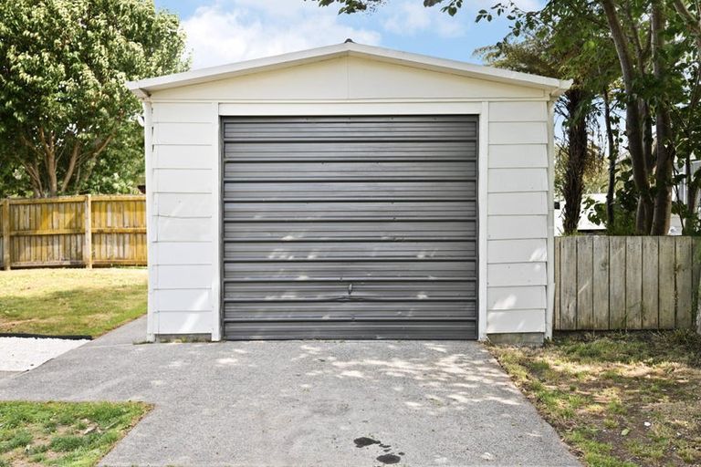 Photo of property in 11 Crawshaw Drive, Nawton, Hamilton, 3200