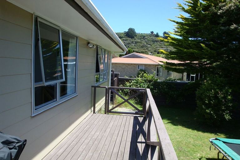 Photo of property in 30 Staithes Drive North, Whitby, Porirua, 5024