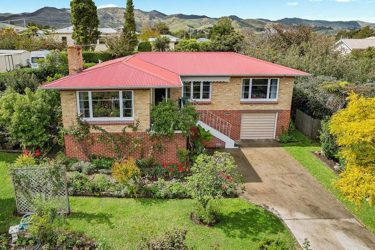 Photo of property in 13 Taylor Avenue, Paeroa, 3600