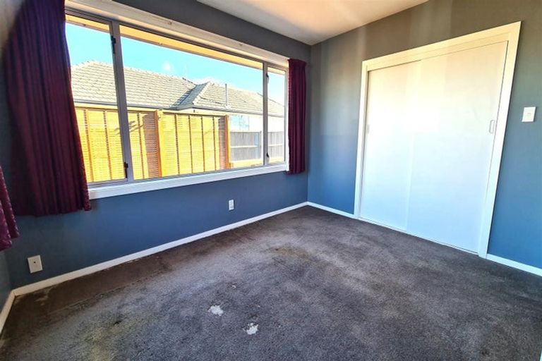 Photo of property in 14 Lomax Place, Islington, Christchurch, 8042