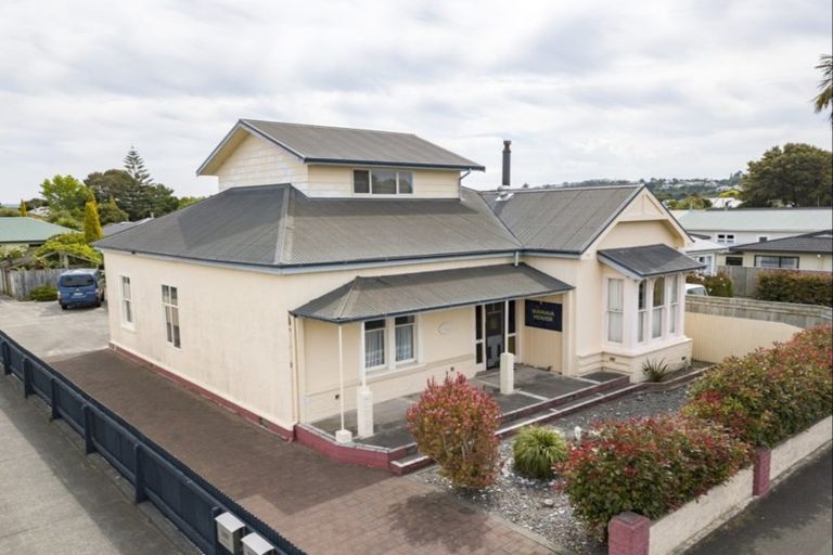 Photo of property in 85 Wellesley Road, Napier South, Napier, 4110