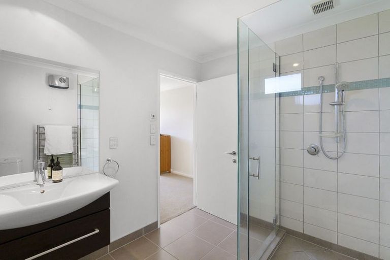 Photo of property in 9 Taylors Avenue, Bryndwr, Christchurch, 8052