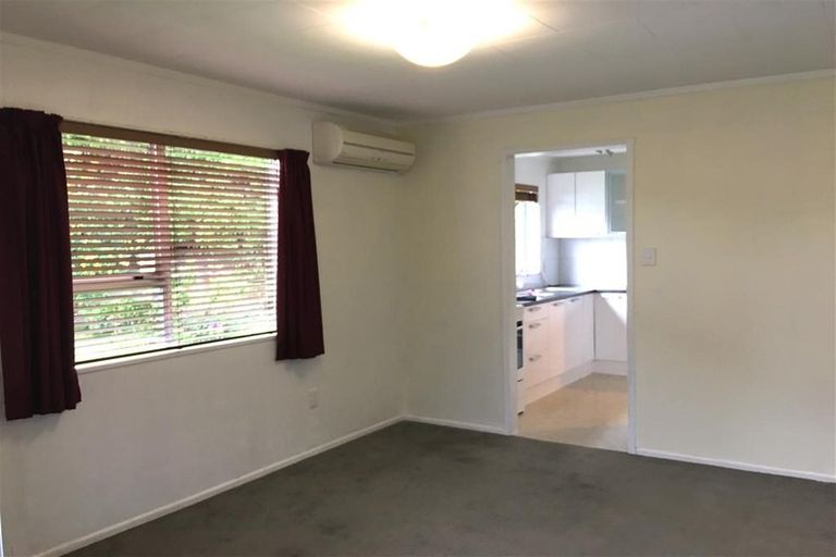 Photo of property in 8 He Awa Crescent, Waikanae, 5036