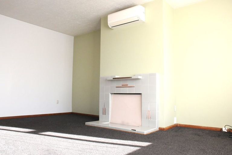 Photo of property in 3/12 Grove Road, Addington, Christchurch, 8024