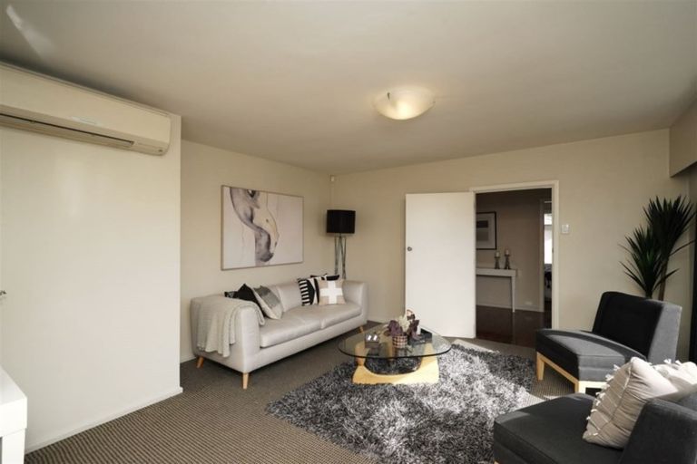 Photo of property in 1/420 Memorial Avenue, Burnside, Christchurch, 8053