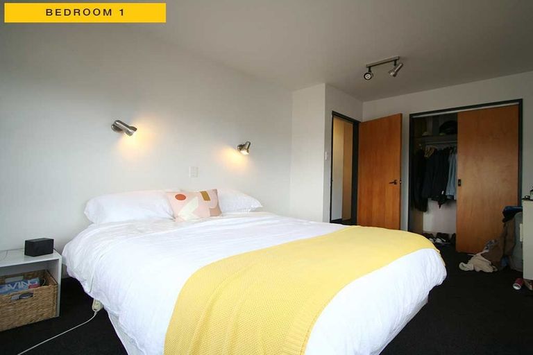 Photo of property in 18 Stafford Street, Mount Victoria, Wellington, 6011