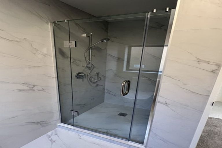 Photo of property in 1 Ripa Street, Flat Bush, Auckland, 2019