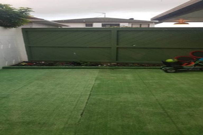 Photo of property in 3/14 Regent Street, Papatoetoe, Auckland, 2025