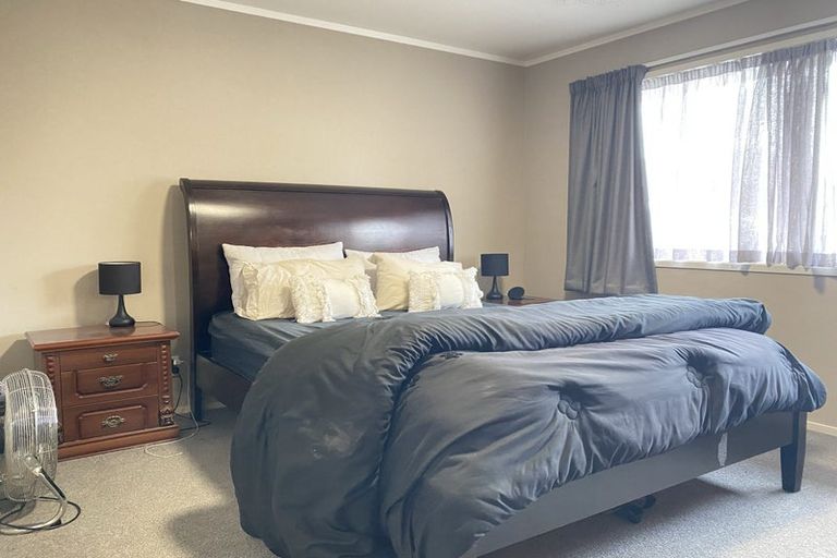 Photo of property in 9 Metcalfe Road, Ranui, Auckland, 0612