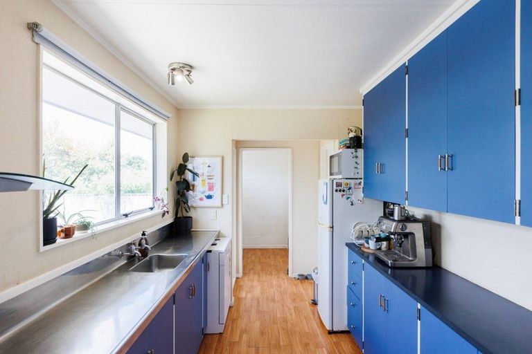 Photo of property in 2a Paradise Place, Milson, Palmerston North, 4414