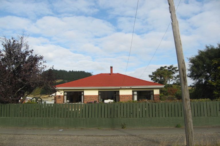 Photo of property in 84 Gladstone Road North, Mosgiel, 9024