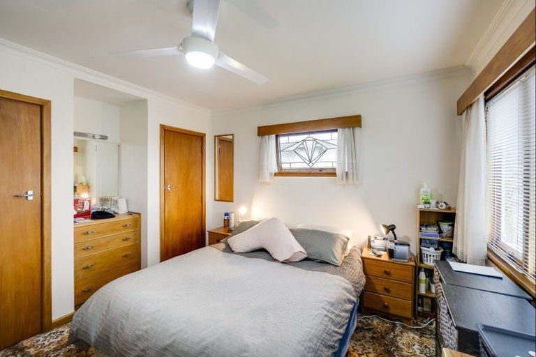 Photo of property in 220 Kennedy Road, Onekawa, Napier, 4110