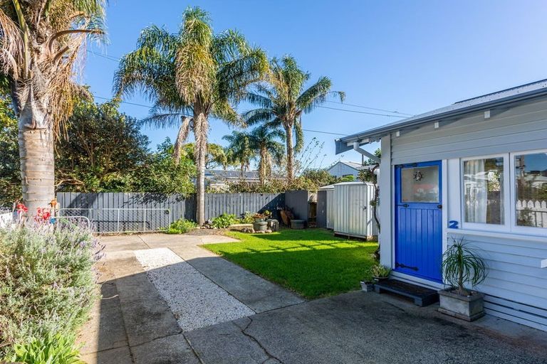 Photo of property in 2 Aputa Avenue, Te Puru, Thames, 3575