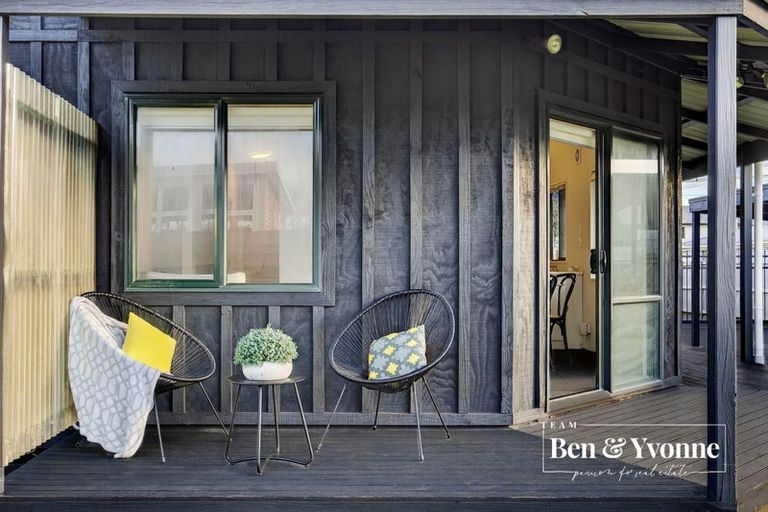 Photo of property in 80a Kings Road, Panmure, Auckland, 1072