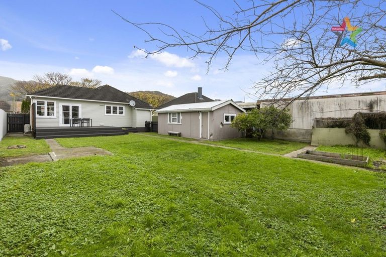 Photo of property in 97 Naenae Road, Naenae, Lower Hutt, 5011