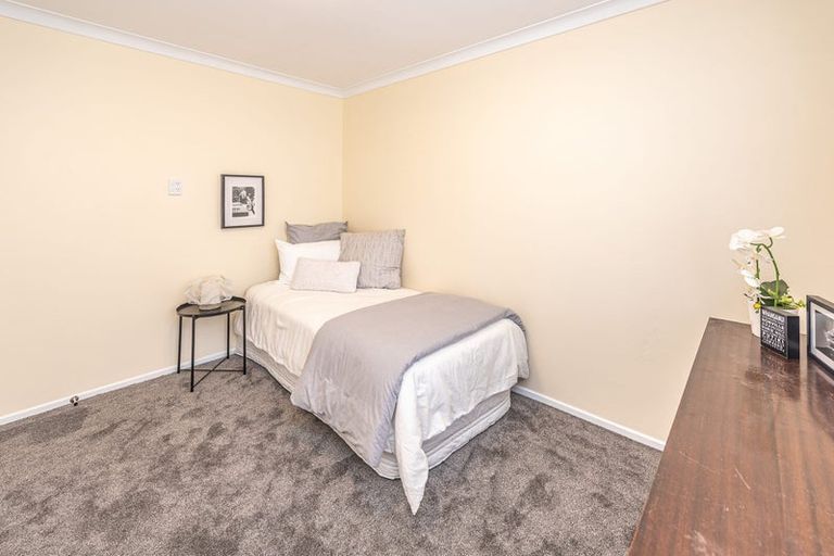 Photo of property in 5 Raupo Street, Castlecliff, Whanganui, 4501