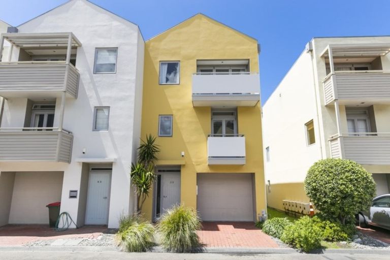 Photo of property in Marrakech Cafe, 39/305 Evans Bay Parade, Hataitai, Wellington, 6021