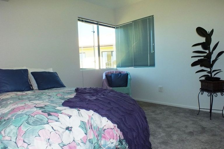 Photo of property in 355 Gulf Harbour Drive, Gulf Harbour, Whangaparaoa, 0930
