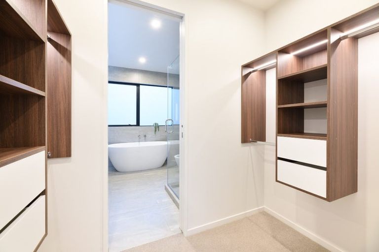 Photo of property in 18c Stratford Avenue, Milford, Auckland, 0620