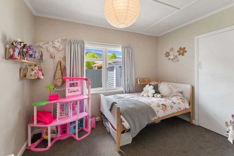 Photo of property in 1/19 Palm Avenue, Stoke, Nelson, 7011