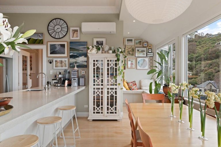 Photo of property in 114 Cliffs Road, Saint Clair, Dunedin, 9012