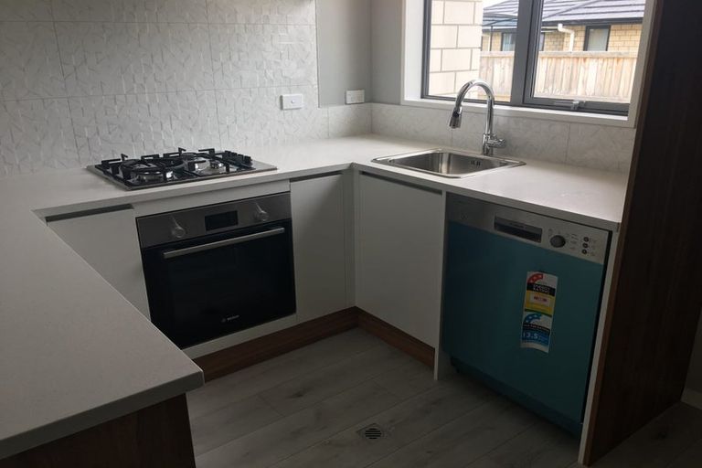 Photo of property in 8 Miharo Crescent, Flagstaff, Hamilton, 3210