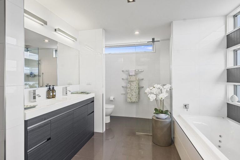 Photo of property in 731 Highgate, Maori Hill, Dunedin, 9010